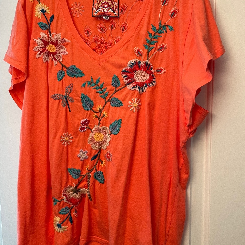 Johnny Was embroidered cotton t-shirt
